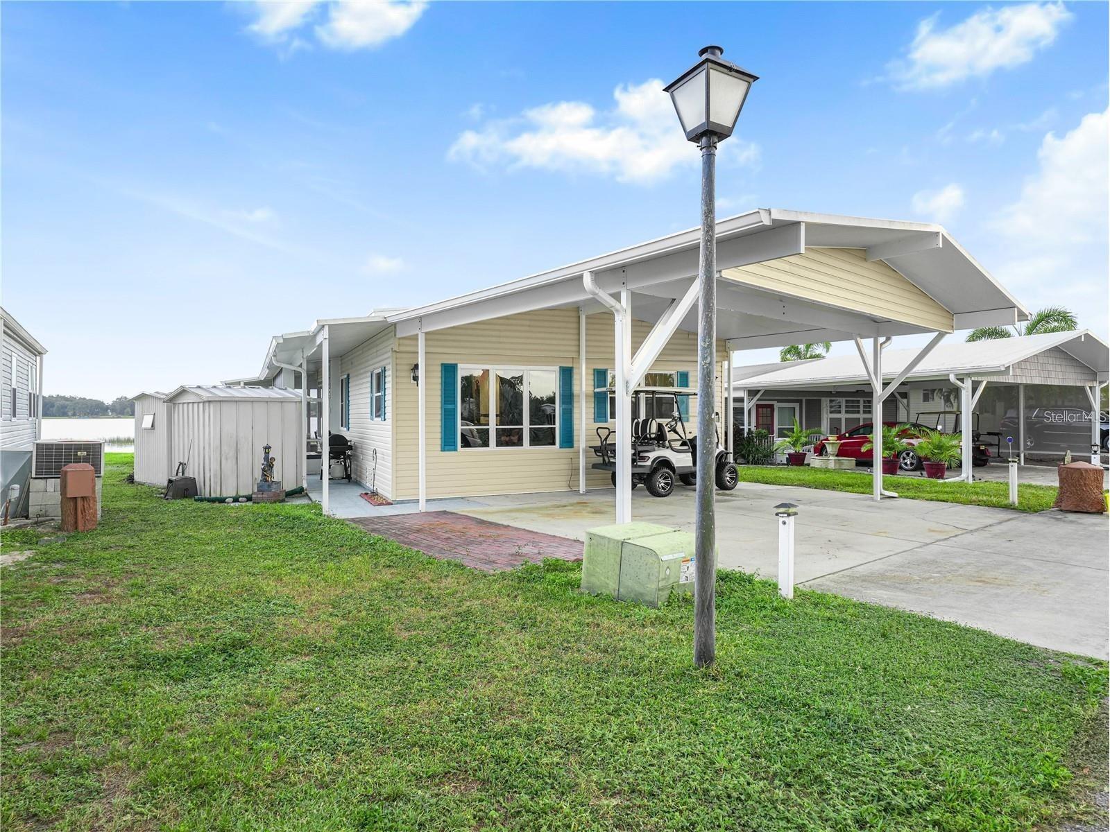 33 Queen Of Waters Street Lake Wales FL 33898 - SADDLEBAG LAKE K4903215 image1
