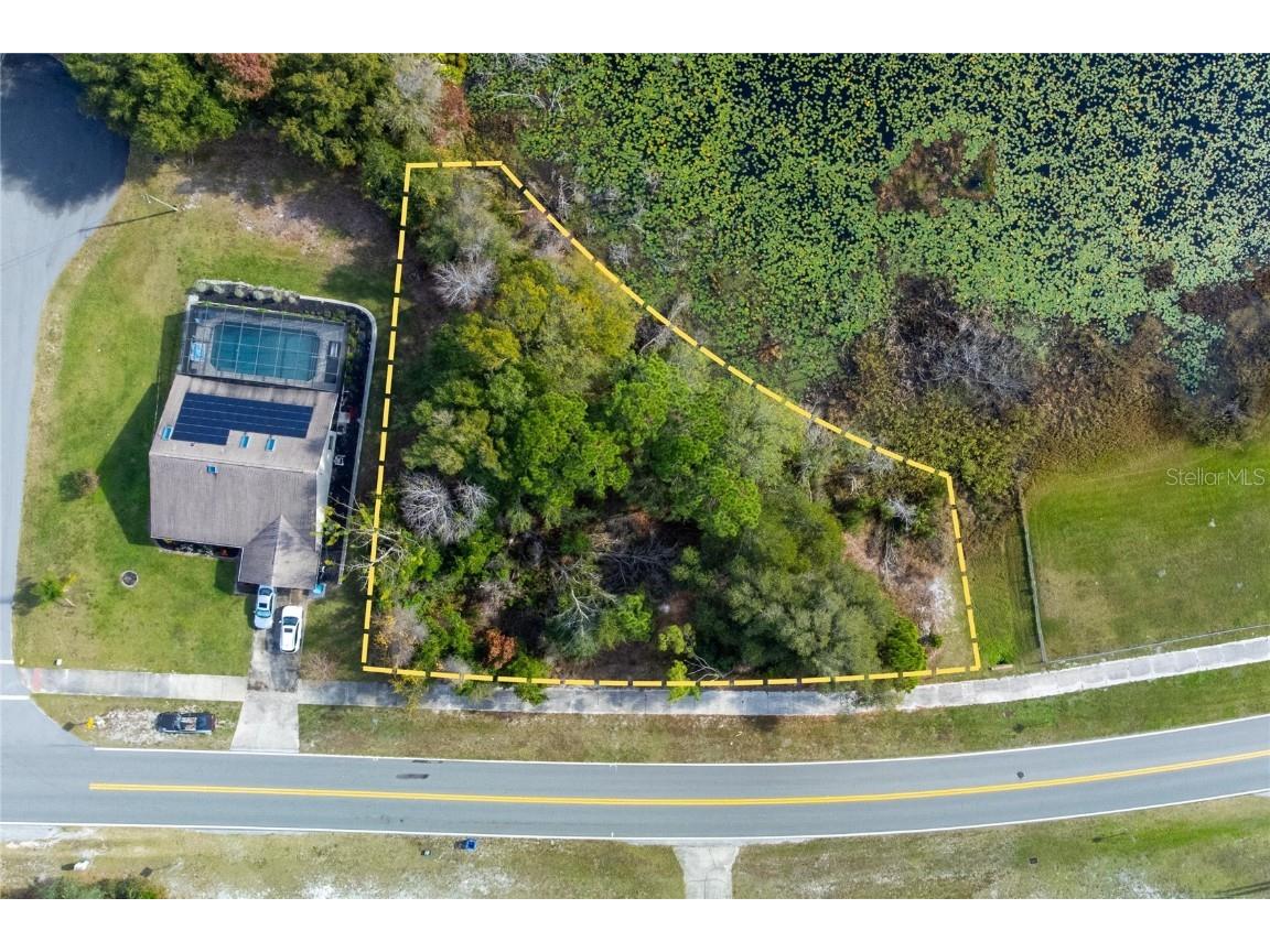 33 S Courtland Boulevard Deltona FL 32738 - LAKE HUTCHINGSON O6367631 image2