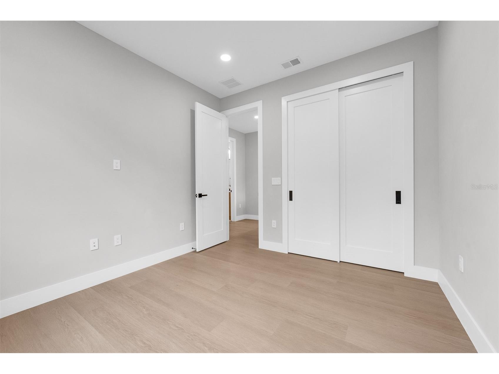 33 S Graham Avenue Orlando FL 32803 O6383356 image35