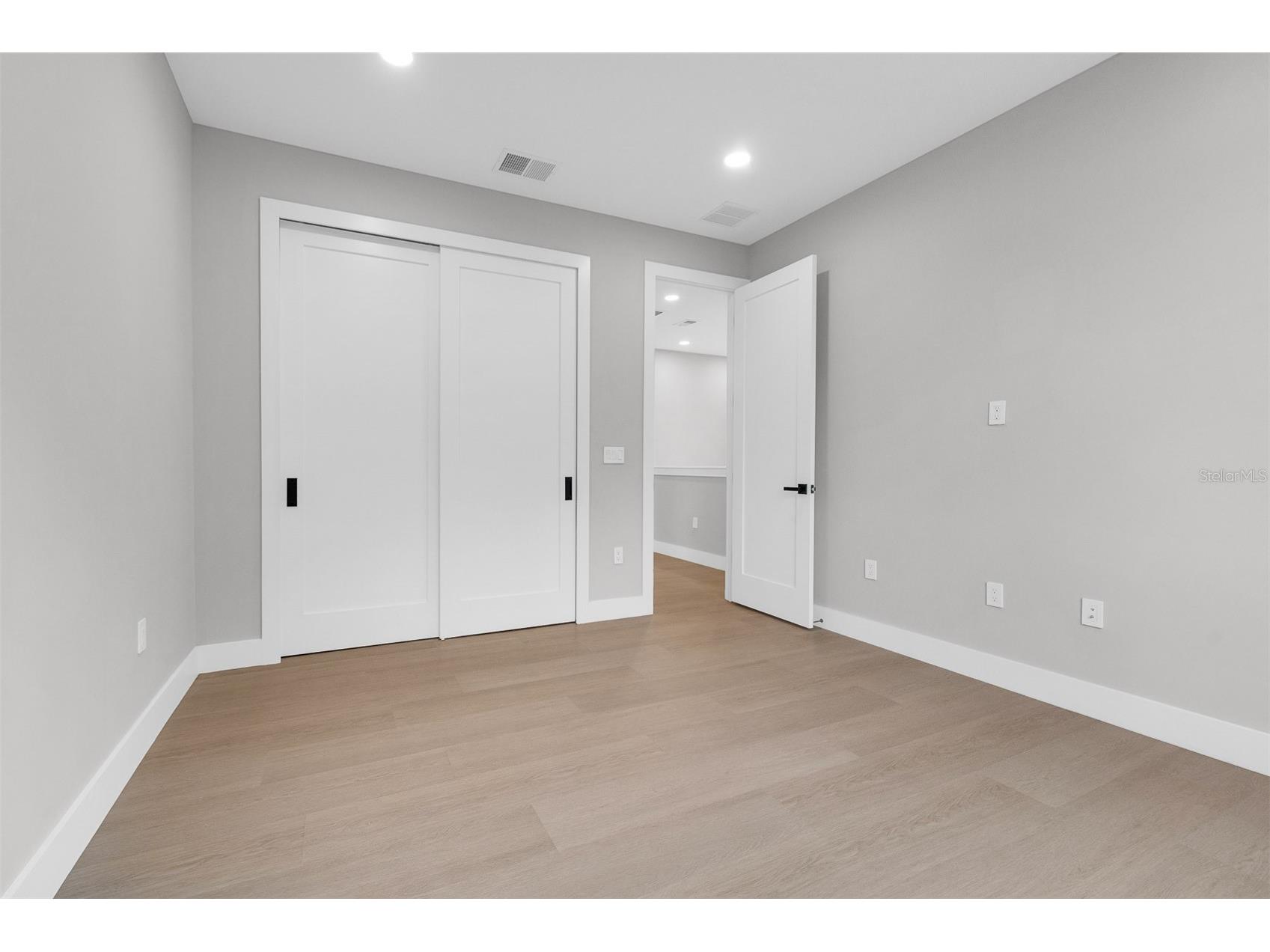 33 S Graham Avenue Orlando FL 32803 O6383356 image39