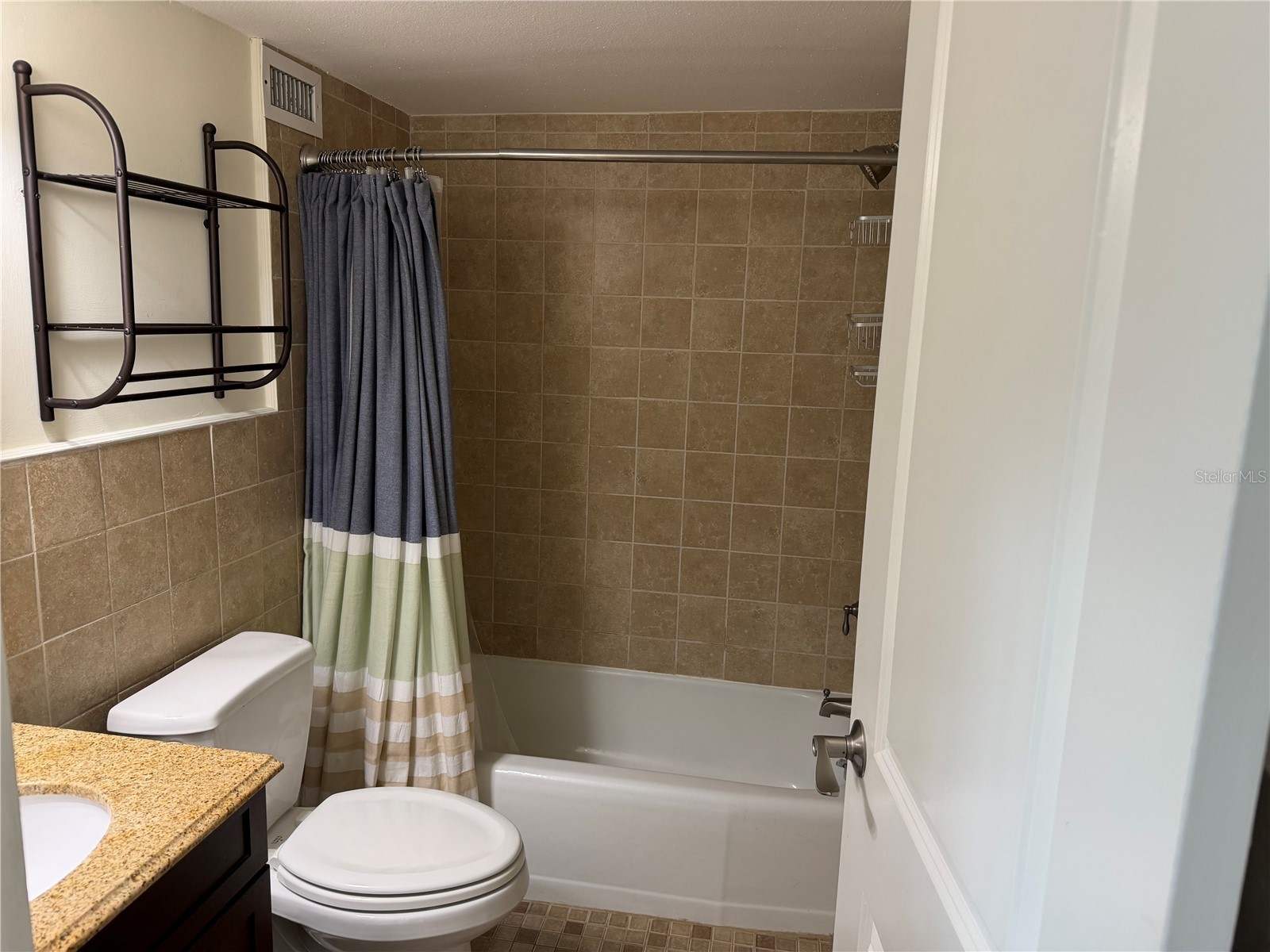 33 S Gulfstream Avenue #1001 Sarasota FL 34236 A4696088 image23