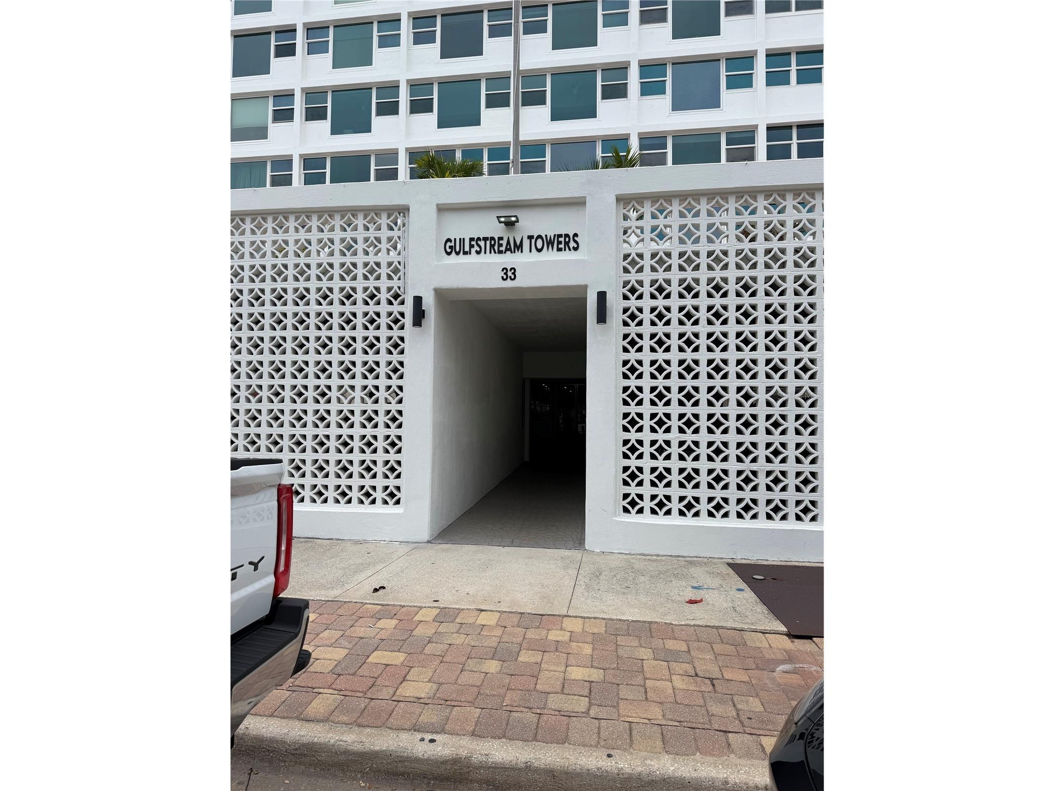 33 S Gulfstream Avenue #1001 Sarasota FL 34236 A4696088 image3