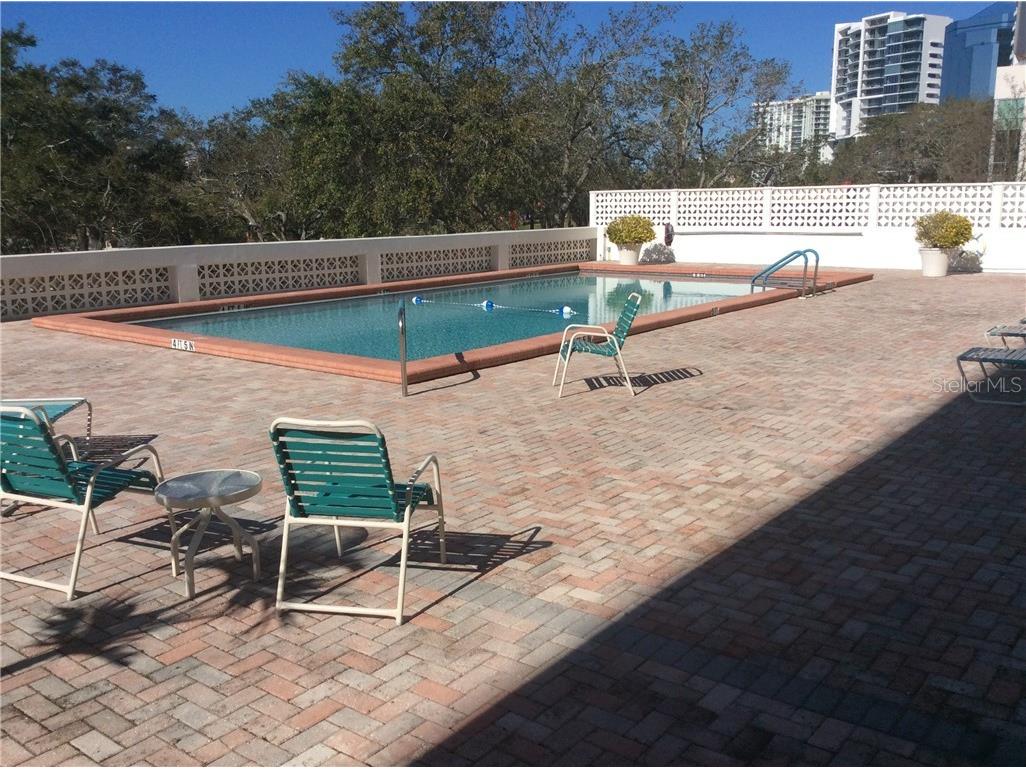 33 S Gulfstream Avenue #1001 Sarasota FL 34236 A4696088 image31