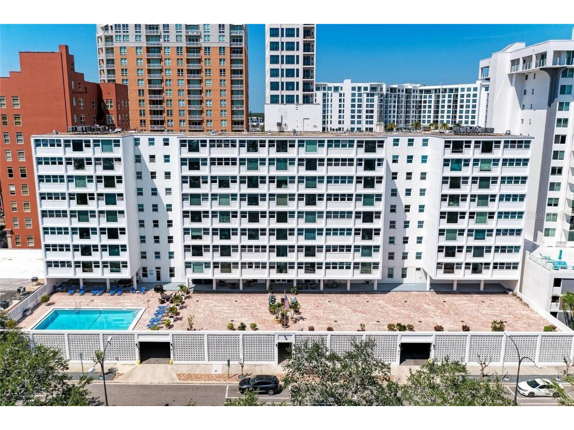 33 S Gulfstream Avenue #306 Sarasota FL 34236 A4653774 image1