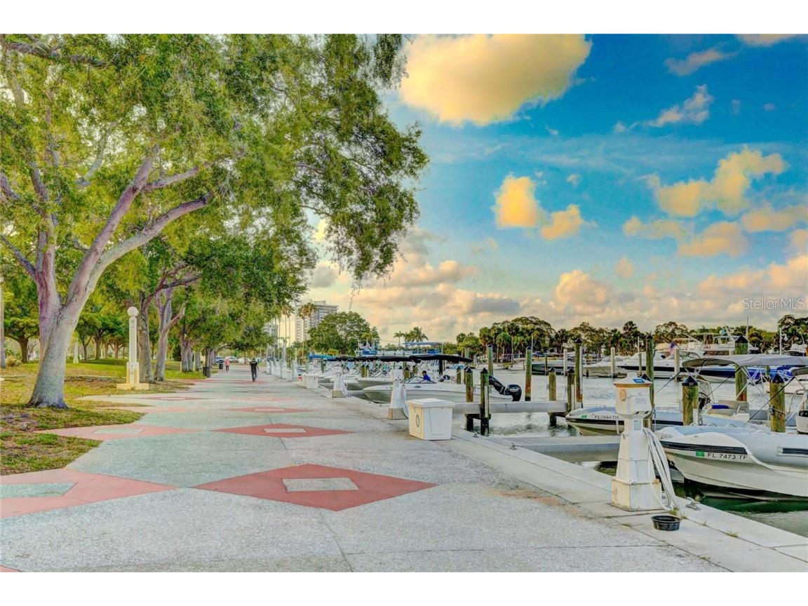 33 S Gulfstream Avenue #307 Sarasota FL 34236 A4671717 image25
