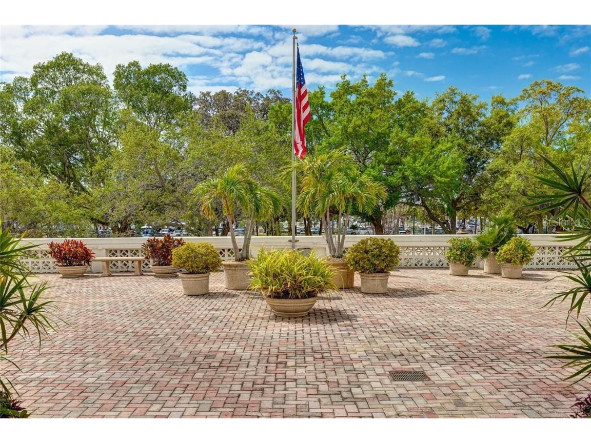 33 S Gulfstream Avenue #307 Sarasota FL 34236 A4671717 image28