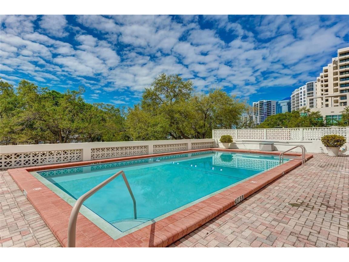 33 S Gulfstream Avenue #307 Sarasota FL 34236 A4671717 image31