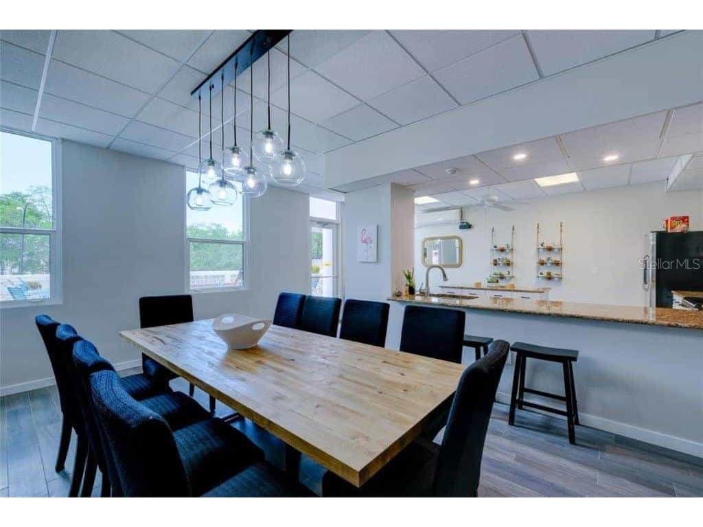 33 S Gulfstream Avenue #401 Sarasota FL 34236 A4674439 image30