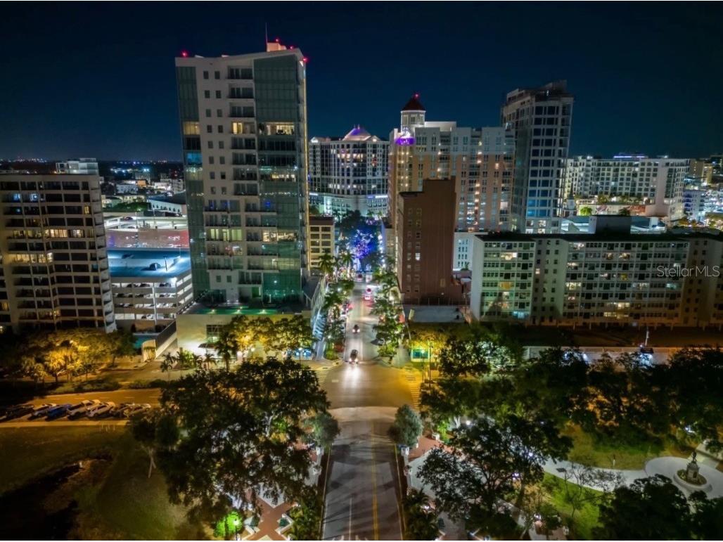 33 S Gulfstream Avenue #401 Sarasota FL 34236 A4674439 image5