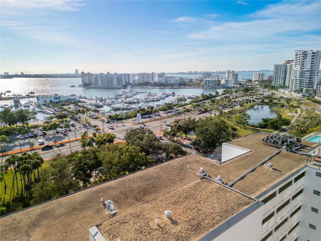 33 S Gulfstream Avenue #401 Sarasota FL 34236 A4674439 image6