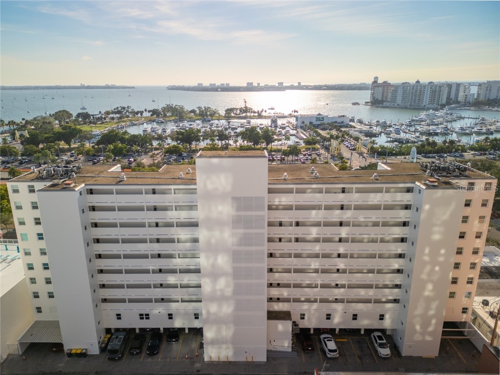 33 S Gulfstream Avenue #401 Sarasota FL 34236 A4674439 image8