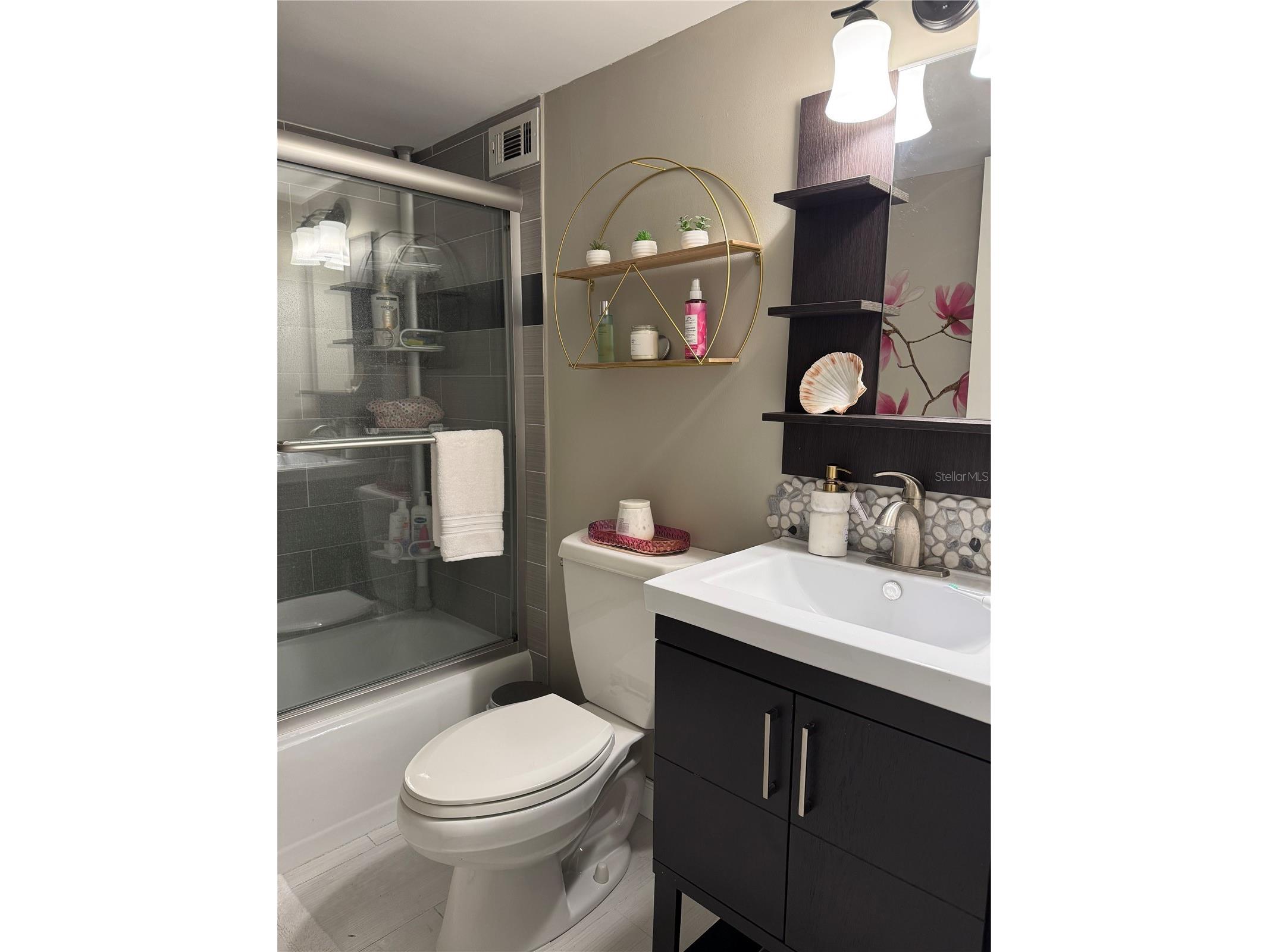 33 S Gulfstream Avenue #409 Sarasota FL 34236 A4692135 image12
