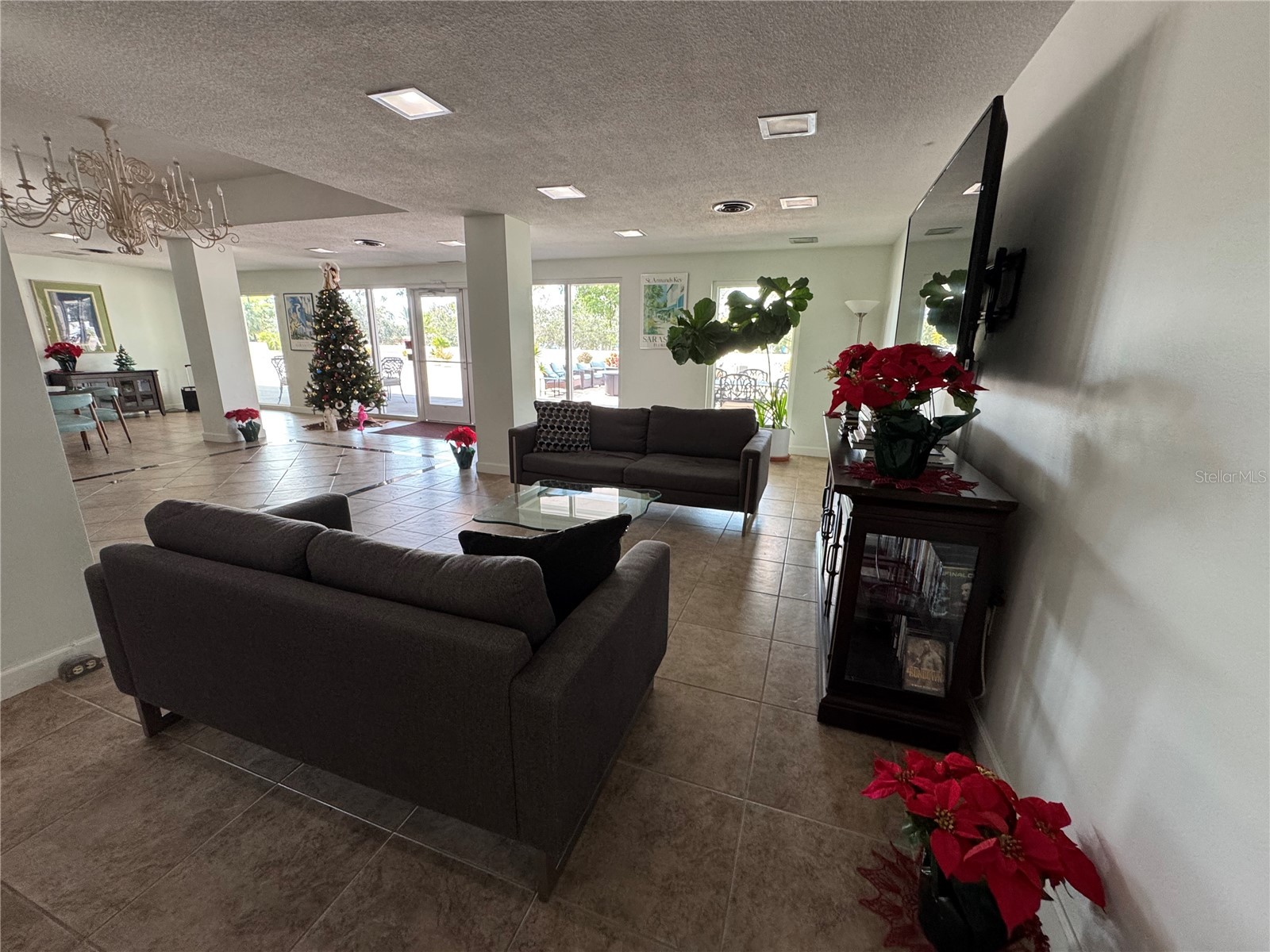 33 S Gulfstream Avenue #409 Sarasota FL 34236 A4692135 image17