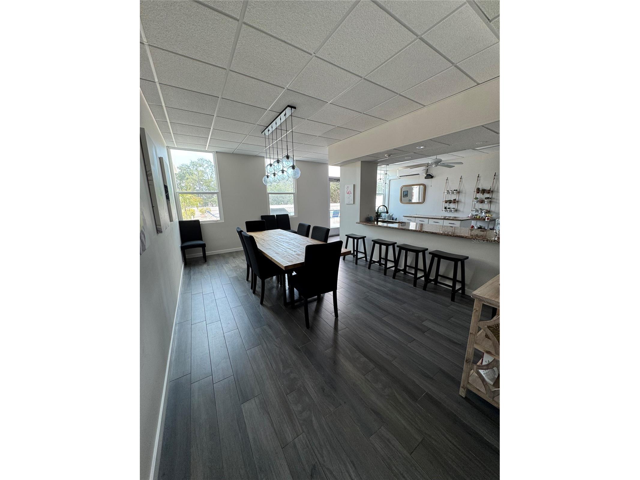 33 S Gulfstream Avenue #409 Sarasota FL 34236 A4692135 image18