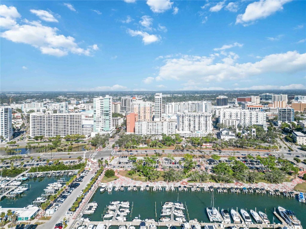 33 S Gulfstream Avenue #502 Sarasota FL 34236 A4652399 image21