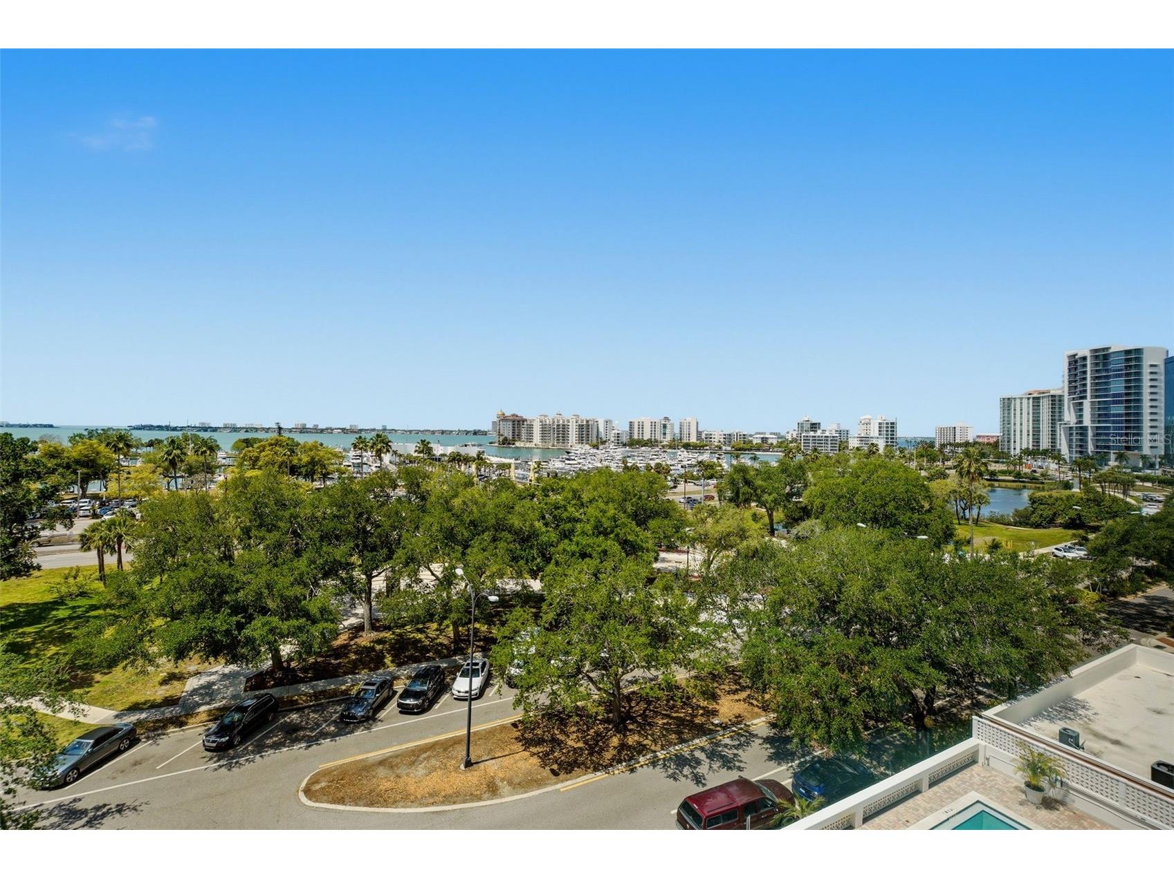 33 S Gulfstream Avenue #704 Sarasota FL 34236 A4691764 image22