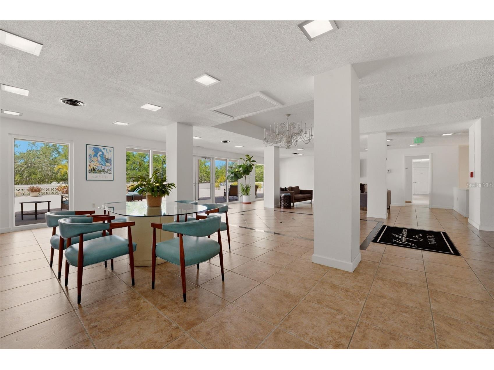 33 S Gulfstream Avenue #704 Sarasota FL 34236 A4691764 image38
