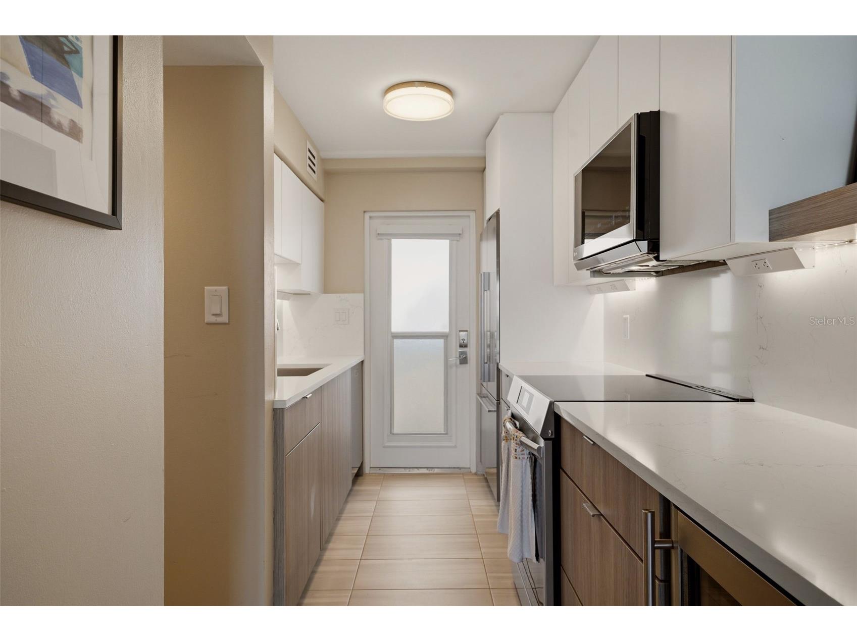 33 S Gulfstream Avenue #704 Sarasota FL 34236 A4691764 image5