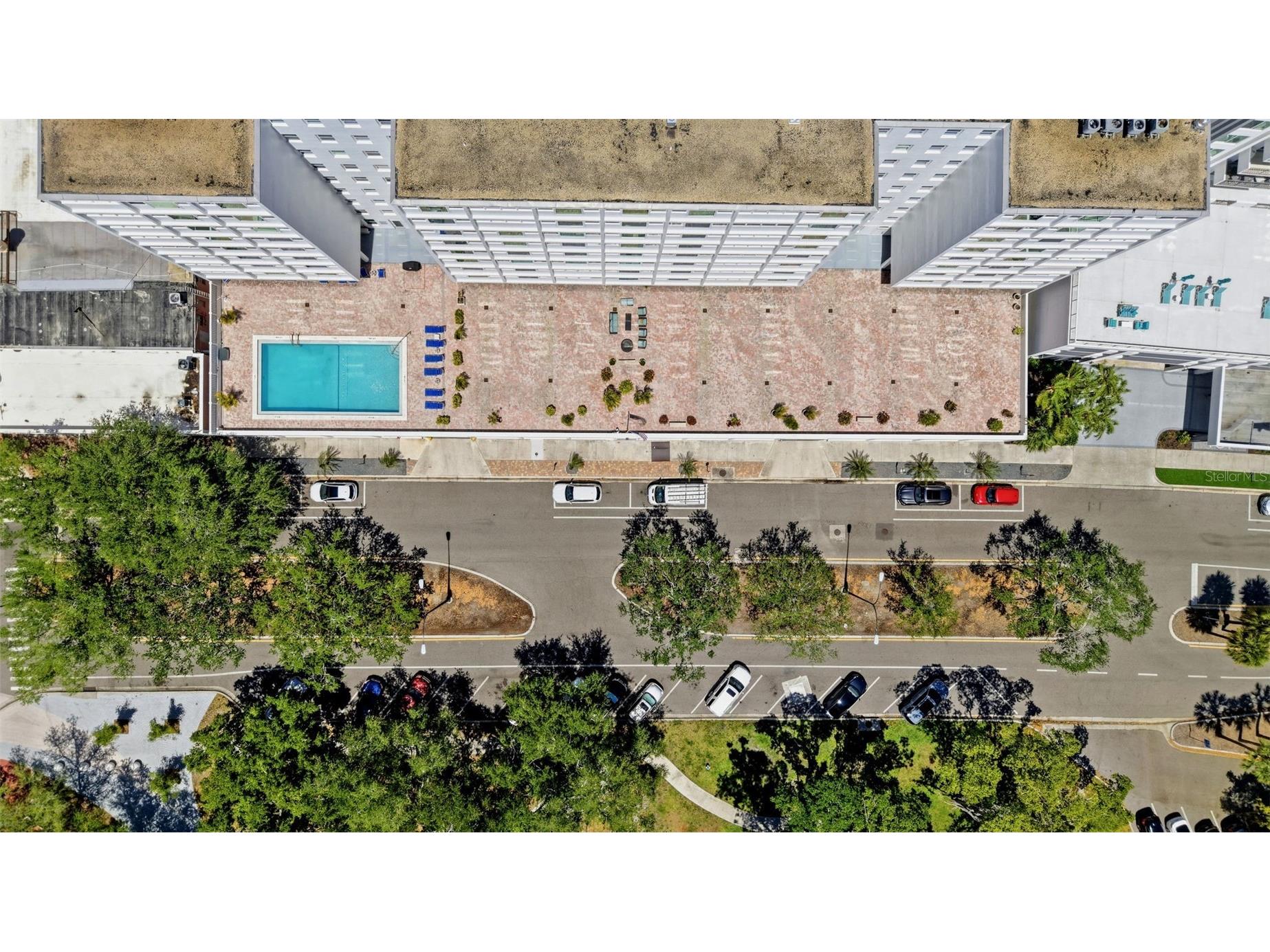 33 S Gulfstream Avenue #704 Sarasota FL 34236 A4691764 image50