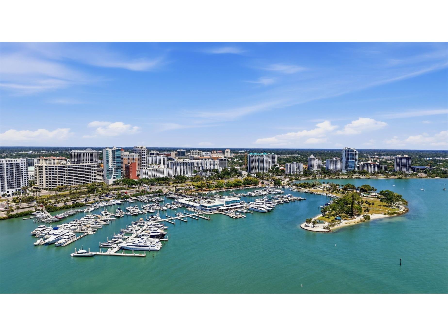 33 S Gulfstream Avenue #704 Sarasota FL 34236 A4691764 image56