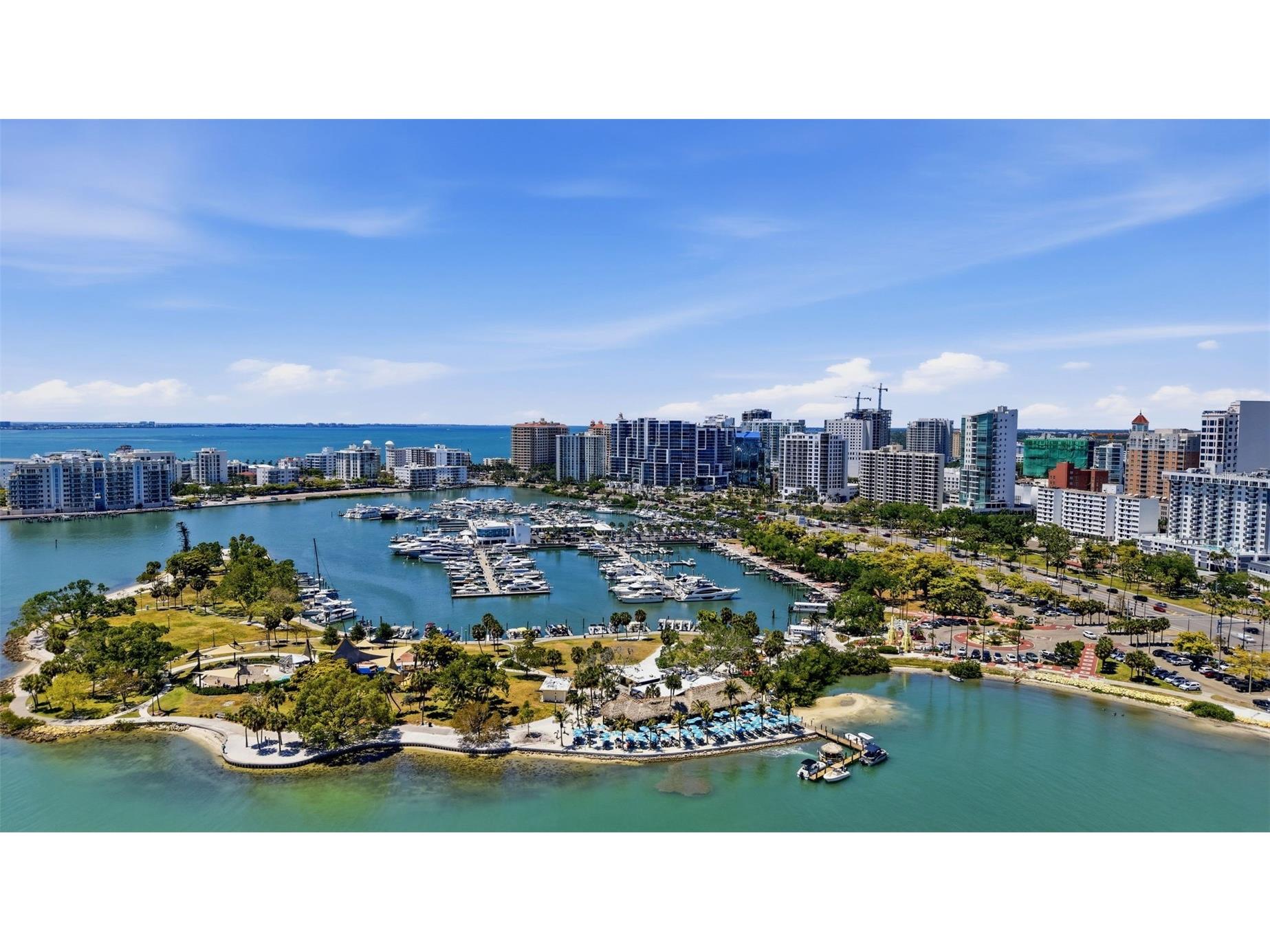 33 S Gulfstream Avenue #704 Sarasota FL 34236 A4691764 image58