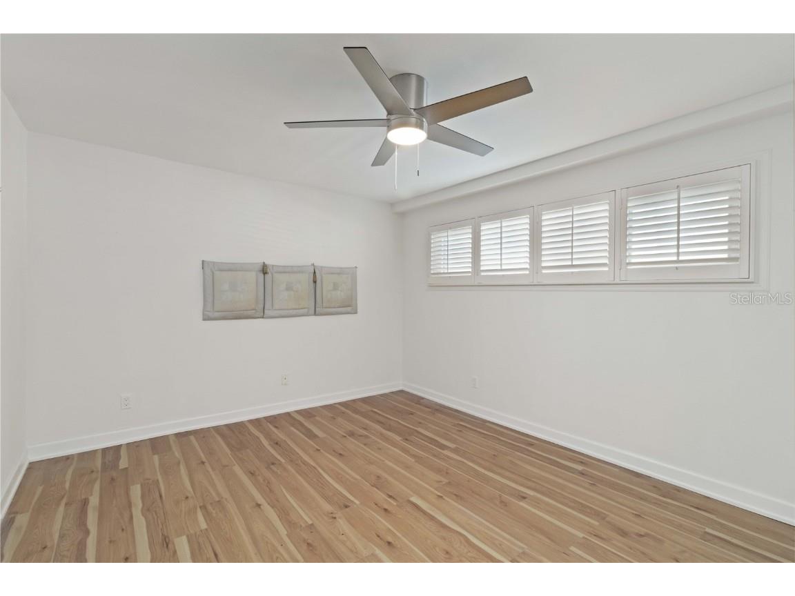 33 S Gulfstream Avenue #905 Sarasota FL 34236 A4648933 image13