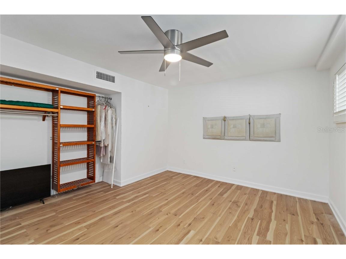 33 S Gulfstream Avenue #905 Sarasota FL 34236 A4648933 image14