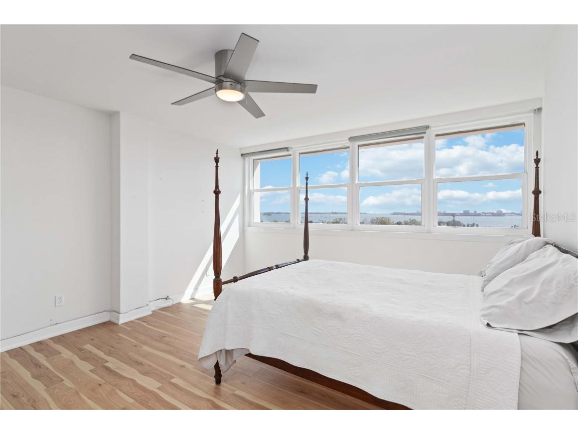 33 S Gulfstream Avenue #905 Sarasota FL 34236 A4648933 image15