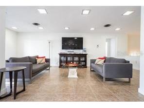 33 S Gulfstream Avenue #905 Sarasota FL 34236 A4648933 image19