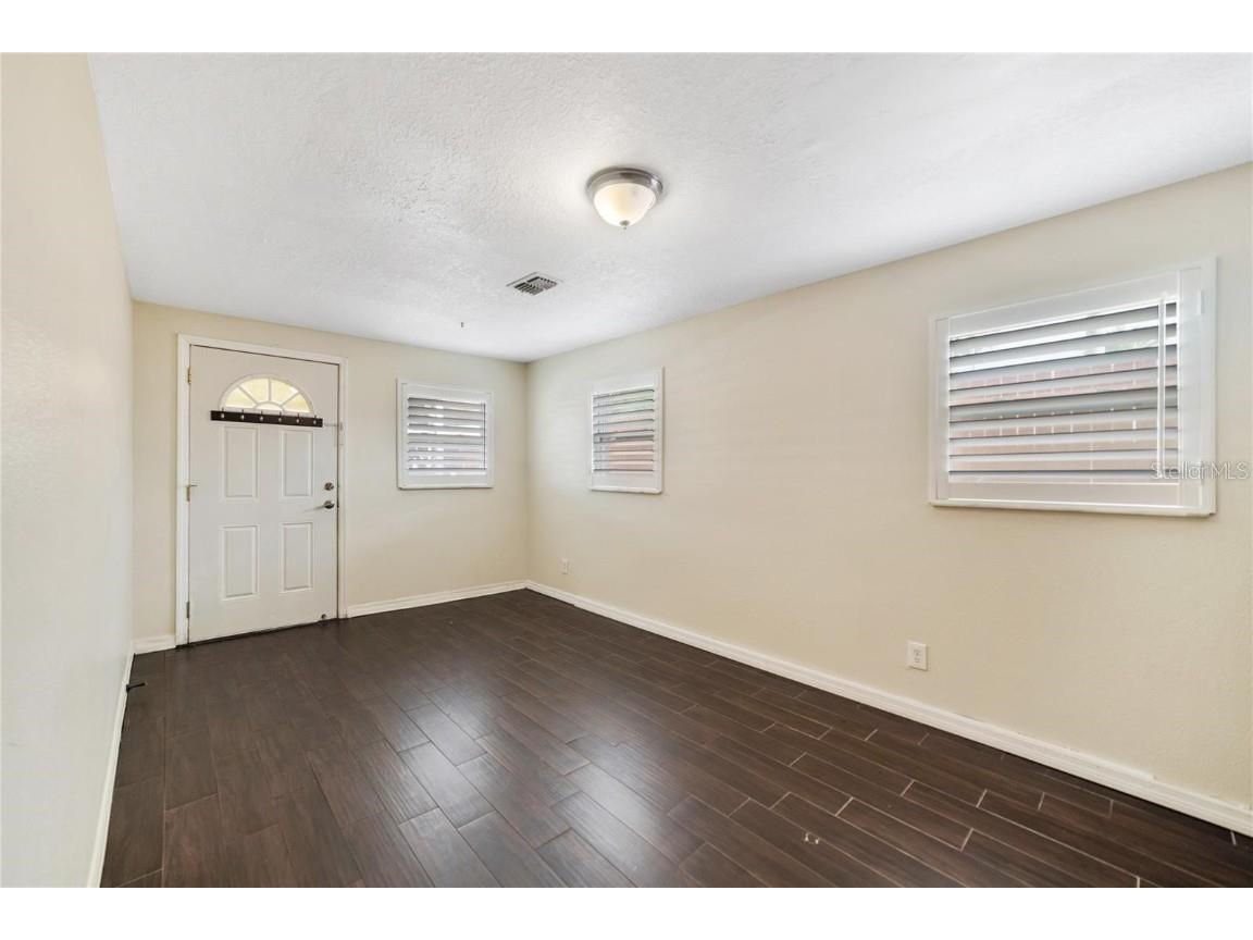 33 S Ortman Drive Orlando FL 32805 O6359425 image8