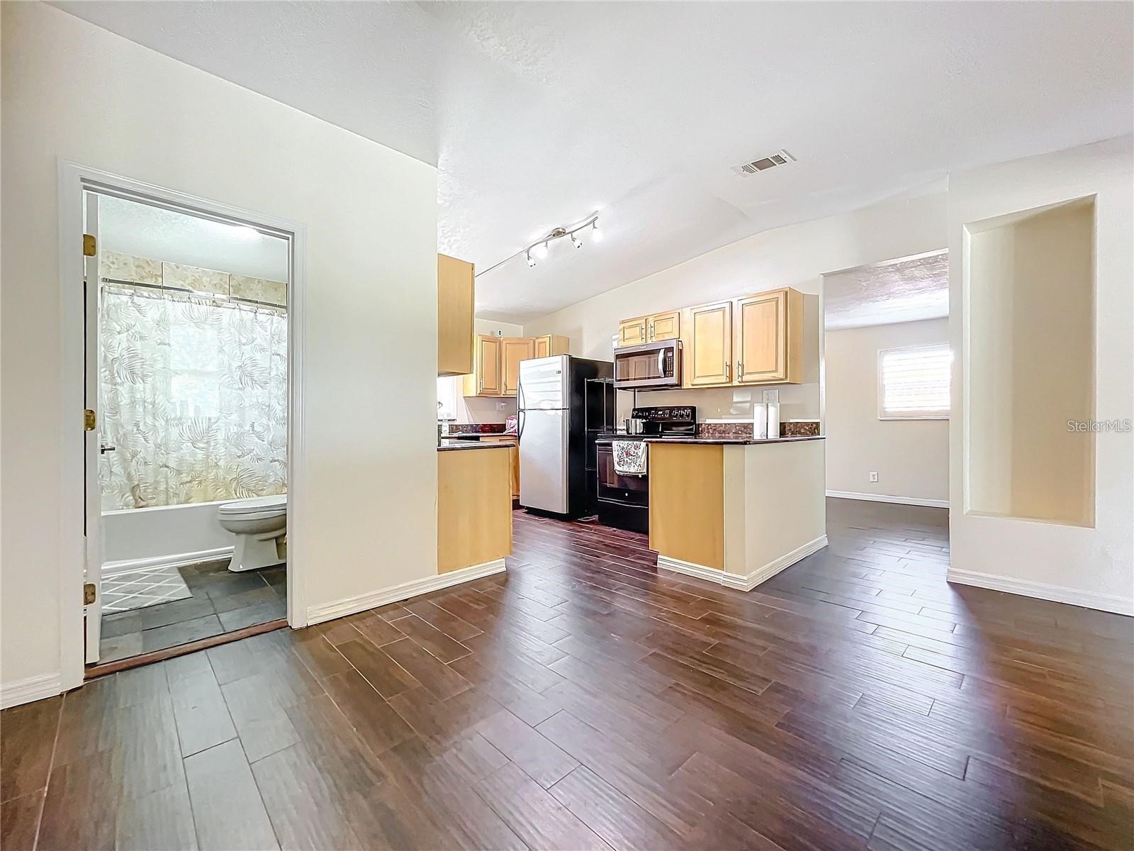 33 S Ortman Drive Orlando FL 32805 - LAKE MANN O6414574 image17