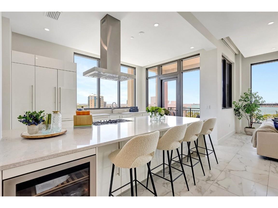 33 S Palm Avenue #1101 Sarasota FL 34236 A4653446 image10