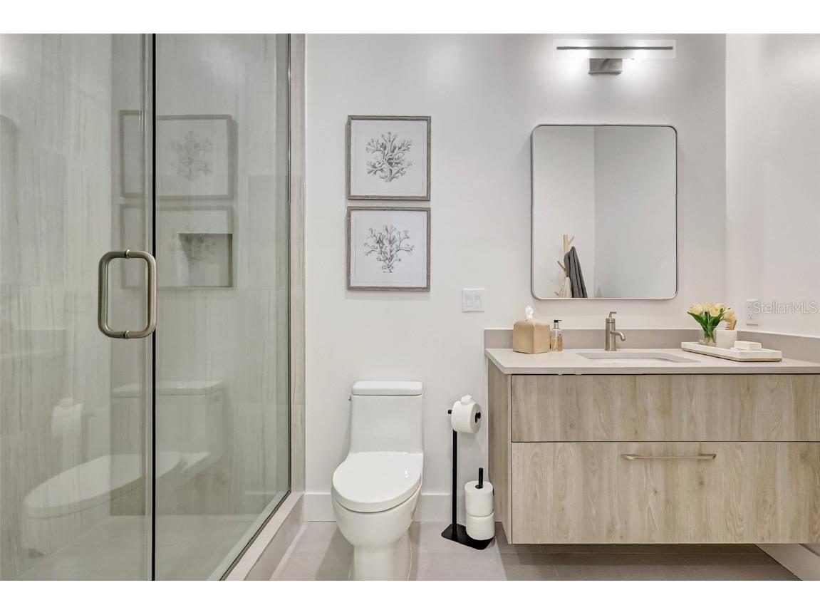 33 S Palm Avenue #1101 Sarasota FL 34236 A4653446 image25