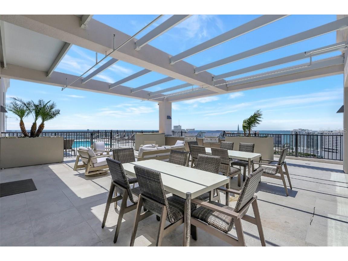 33 S Palm Avenue #1101 Sarasota FL 34236 A4653446 image35