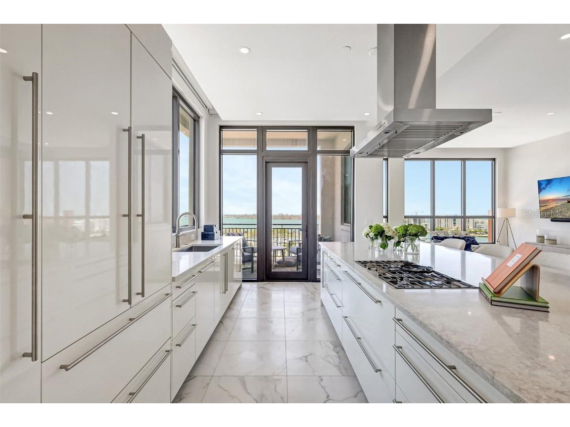 33 S Palm Avenue #1101 Sarasota FL 34236 A4653446 image5