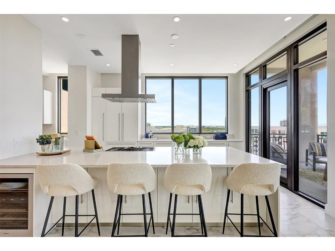 33 S Palm Avenue #1101 Sarasota FL 34236 A4653446 image9