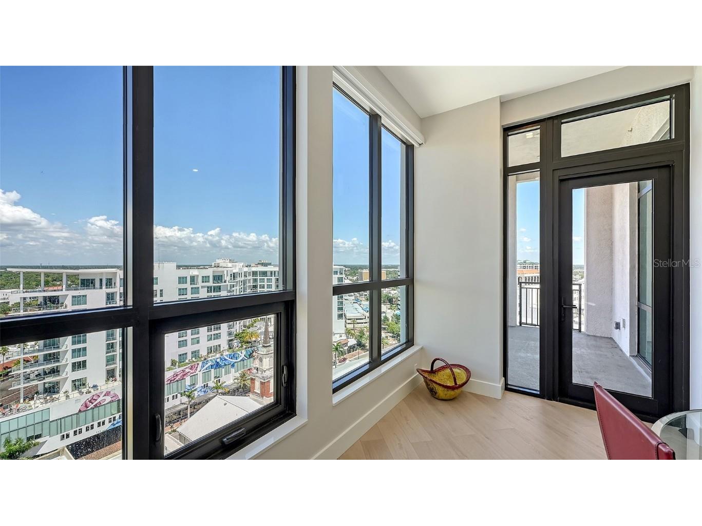 33 S Palm Avenue #1303 Sarasota FL 34236 A4652537 image16