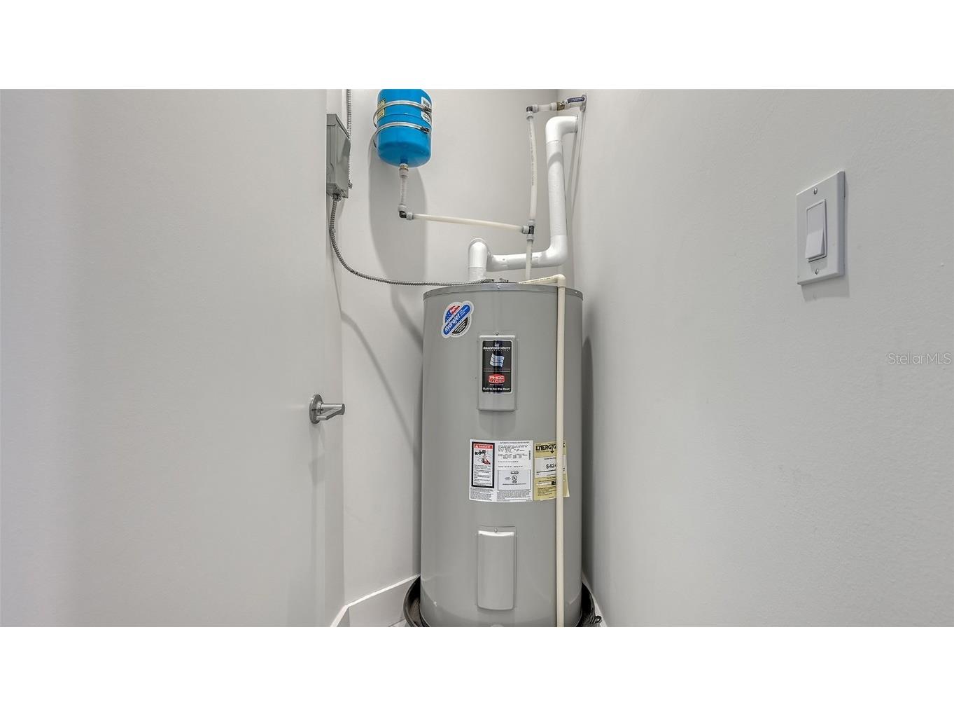 33 S Palm Avenue #1303 Sarasota FL 34236 A4652537 image47