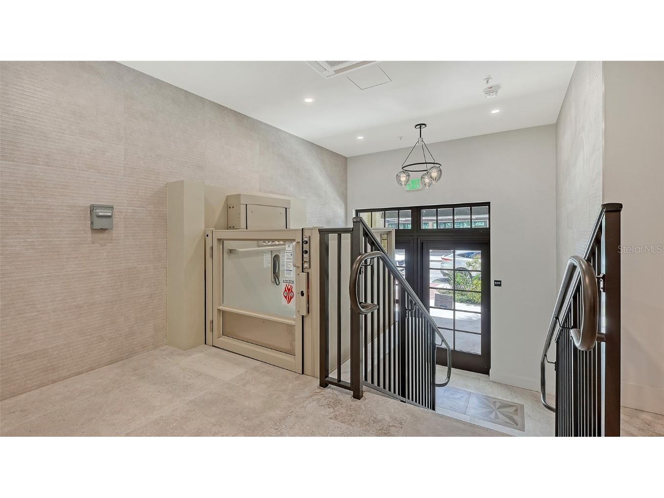 33 S Palm Avenue #1303 Sarasota FL 34236 A4652537 image56