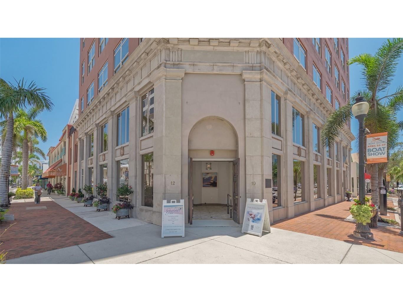 33 S Palm Avenue #1303 Sarasota FL 34236 A4652537 image86