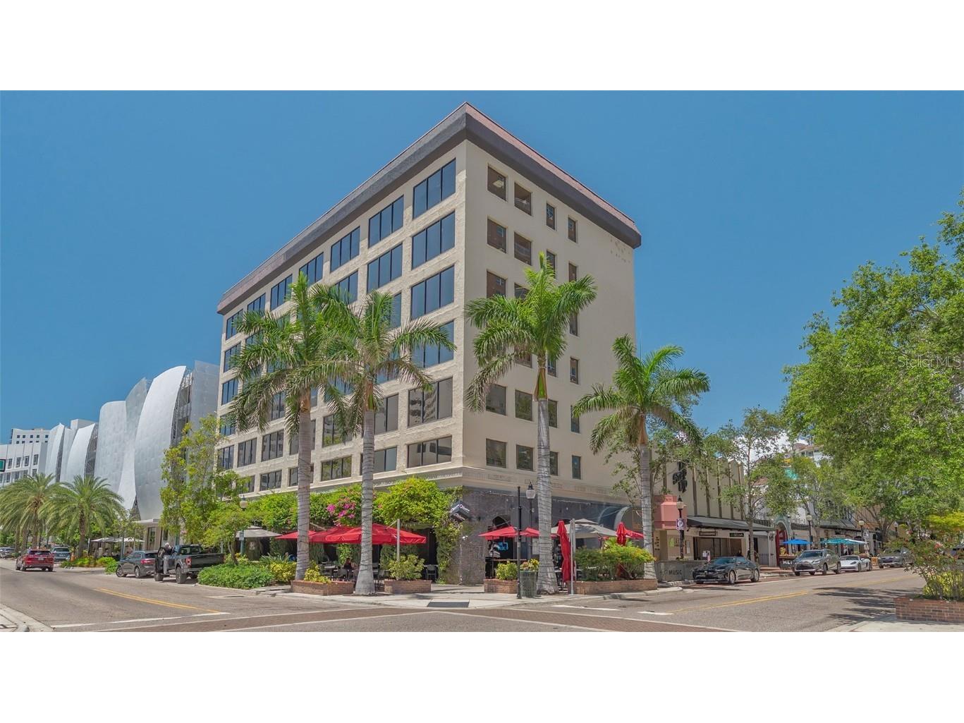 33 S Palm Avenue #1303 Sarasota FL 34236 A4652537 image87