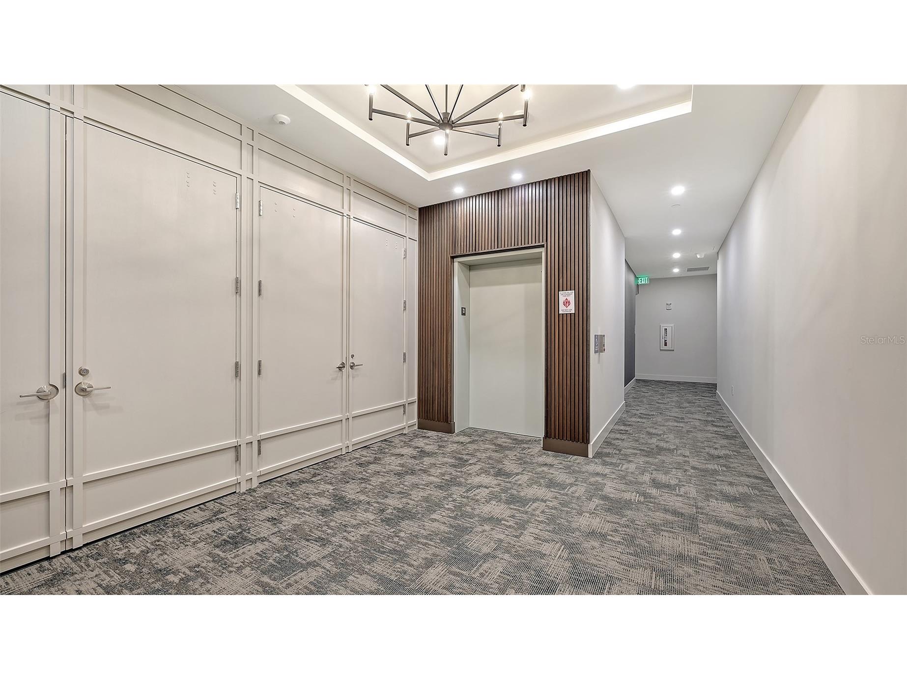 33 S Palm Avenue #1303 Sarasota FL 34236 A4688456 image57