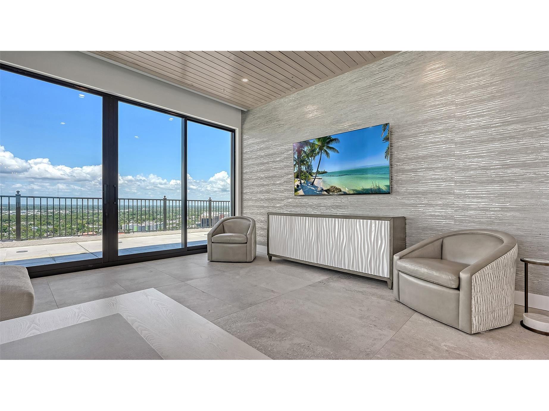 33 S Palm Avenue #1303 Sarasota FL 34236 A4688456 image64