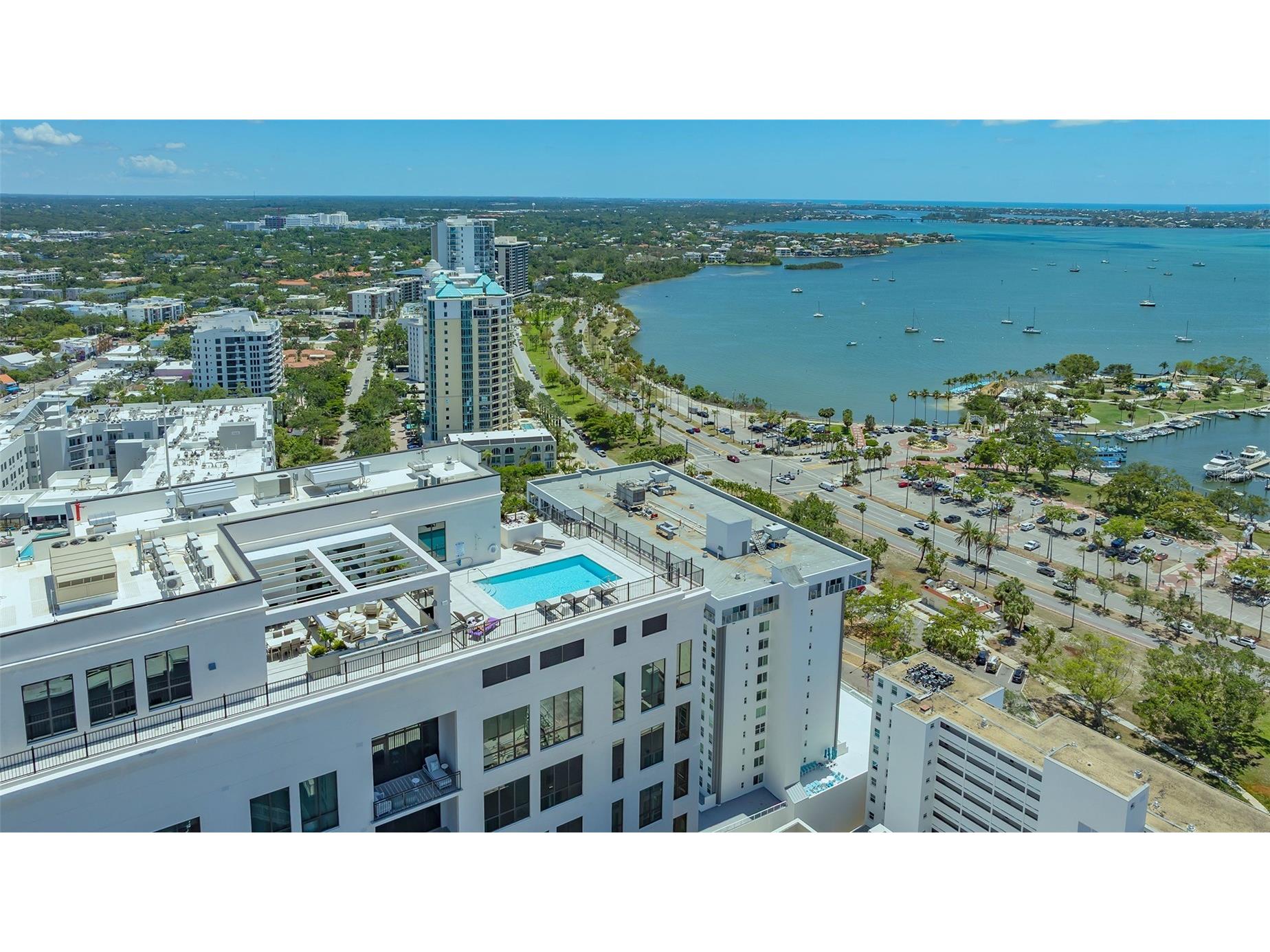 33 S Palm Avenue #1303 Sarasota FL 34236 A4688456 image78