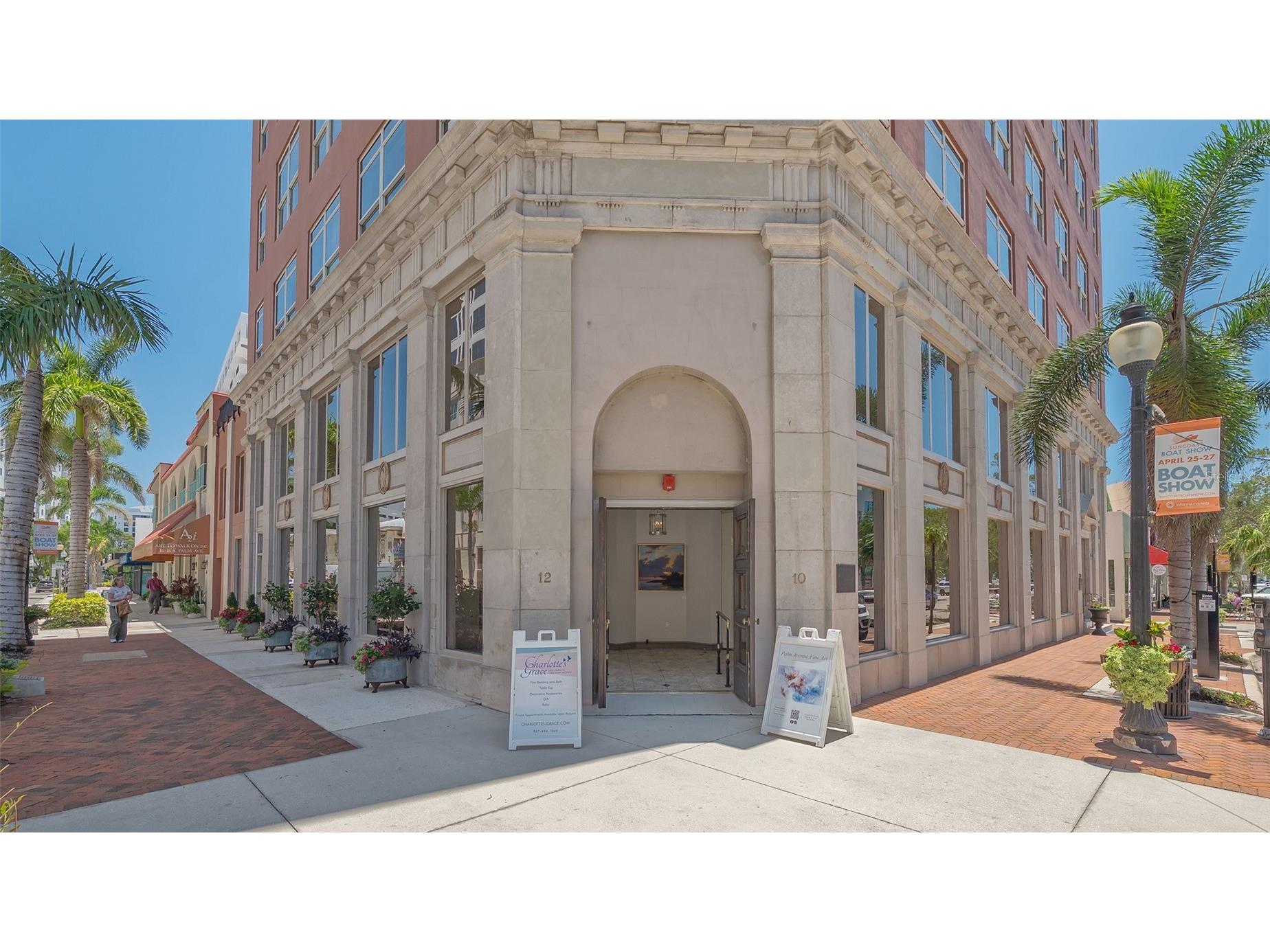 33 S Palm Avenue #1303 Sarasota FL 34236 A4688456 image86