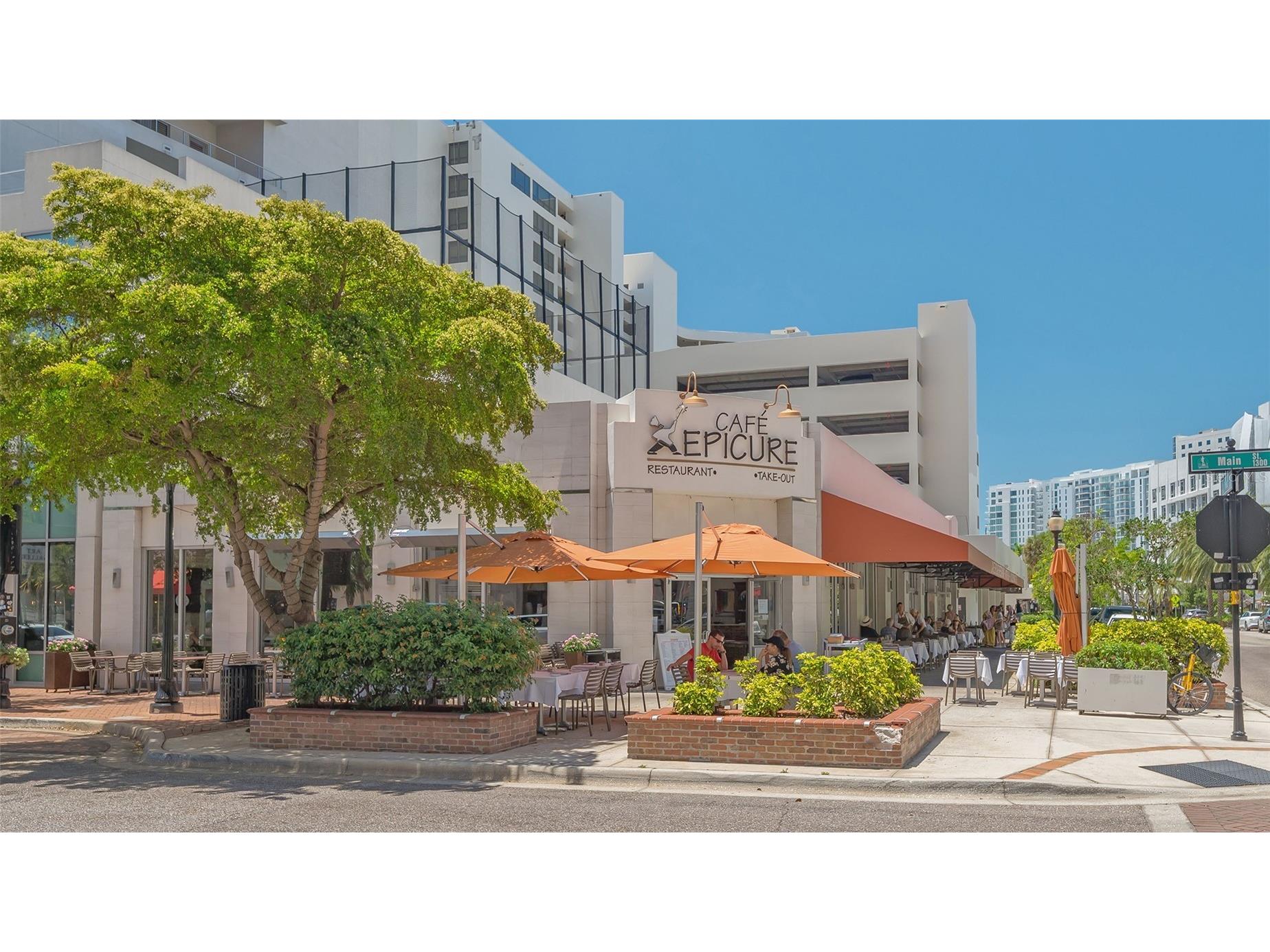 33 S Palm Avenue #1303 Sarasota FL 34236 A4688456 image88