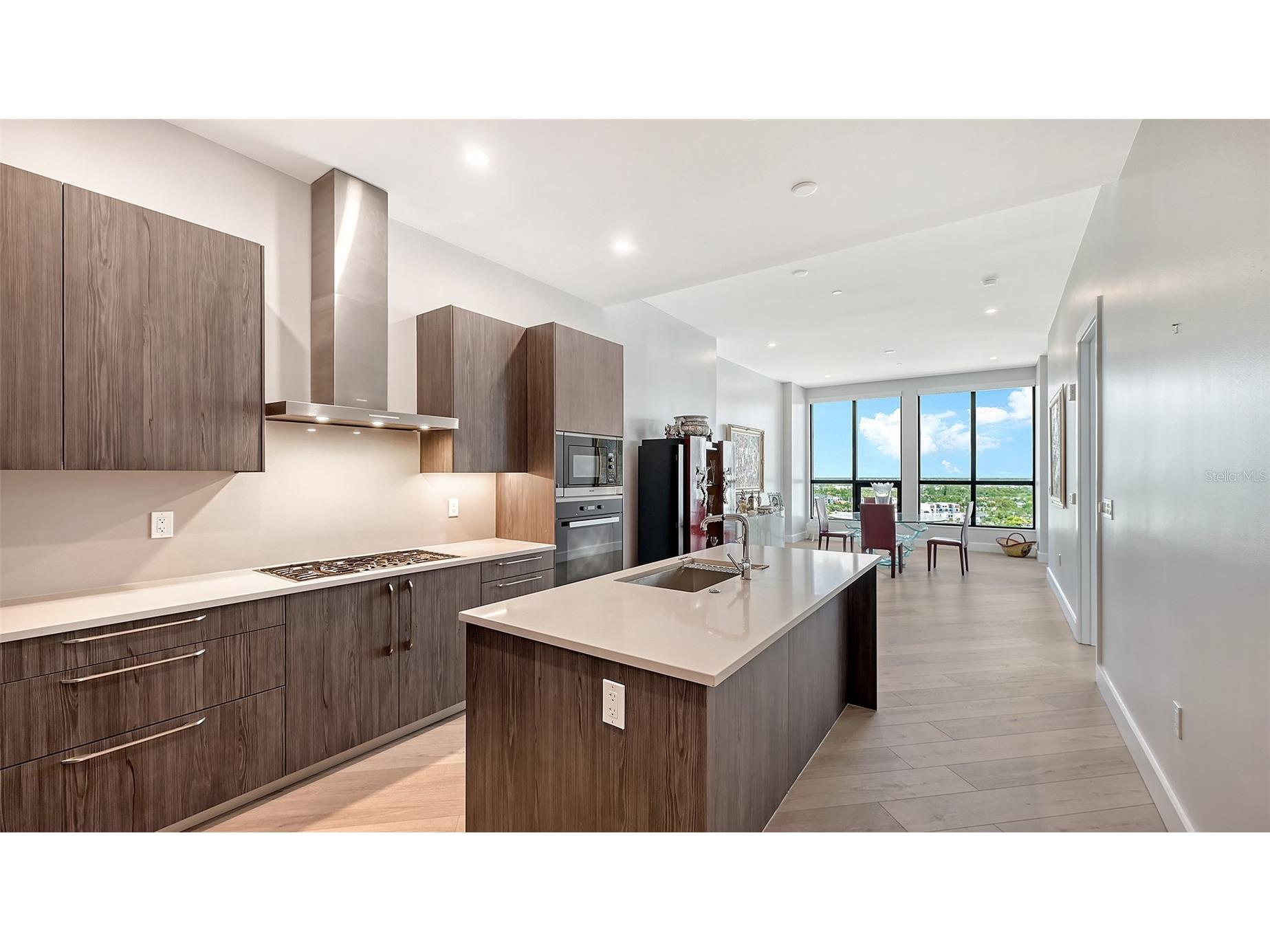 33 S Palm Avenue #1303 Sarasota FL 34236 A4688456 image9