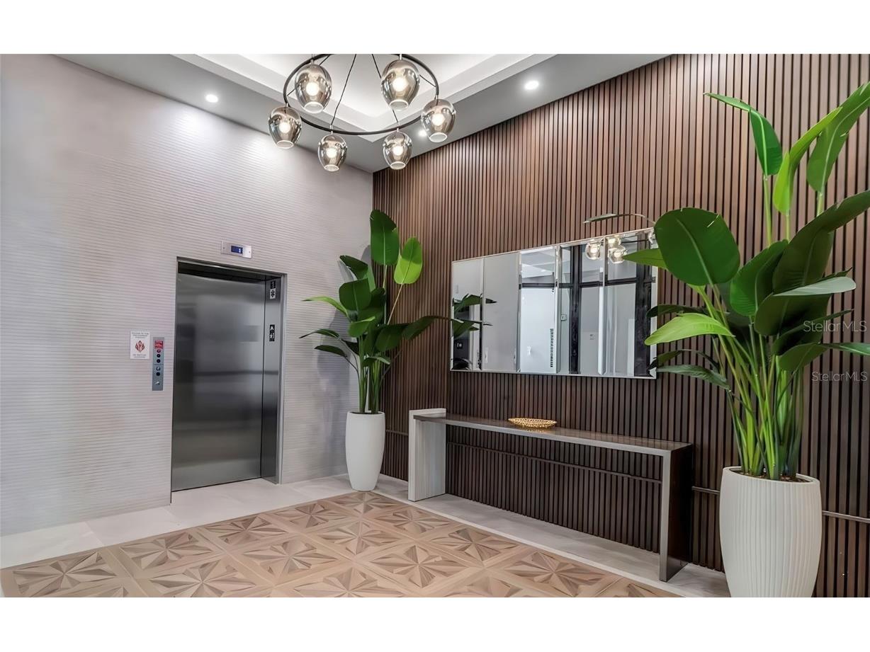 33 S Palm Avenue #1501 Sarasota FL 34236 A4657527 image5