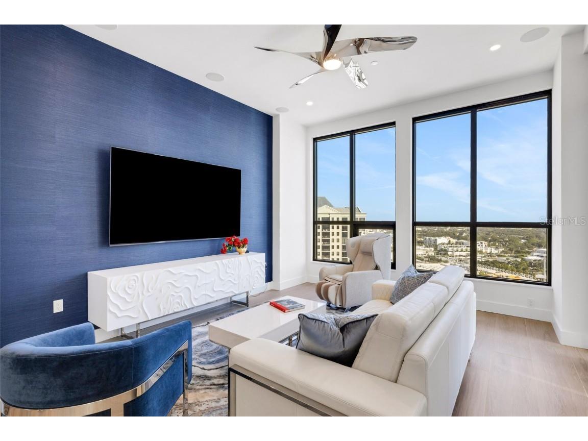 33 S Palm Avenue #1503 Sarasota FL 34236 A4674241 image15