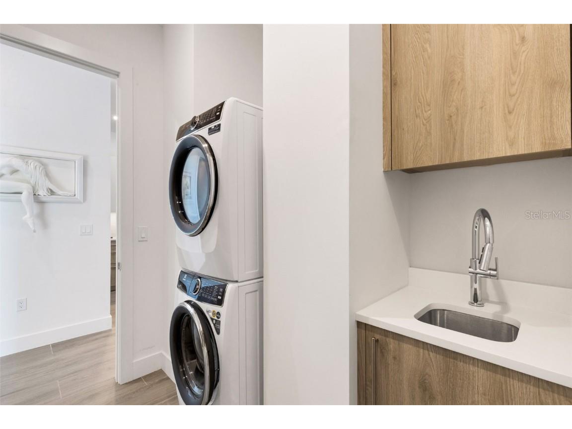 33 S Palm Avenue #1503 Sarasota FL 34236 A4674241 image34